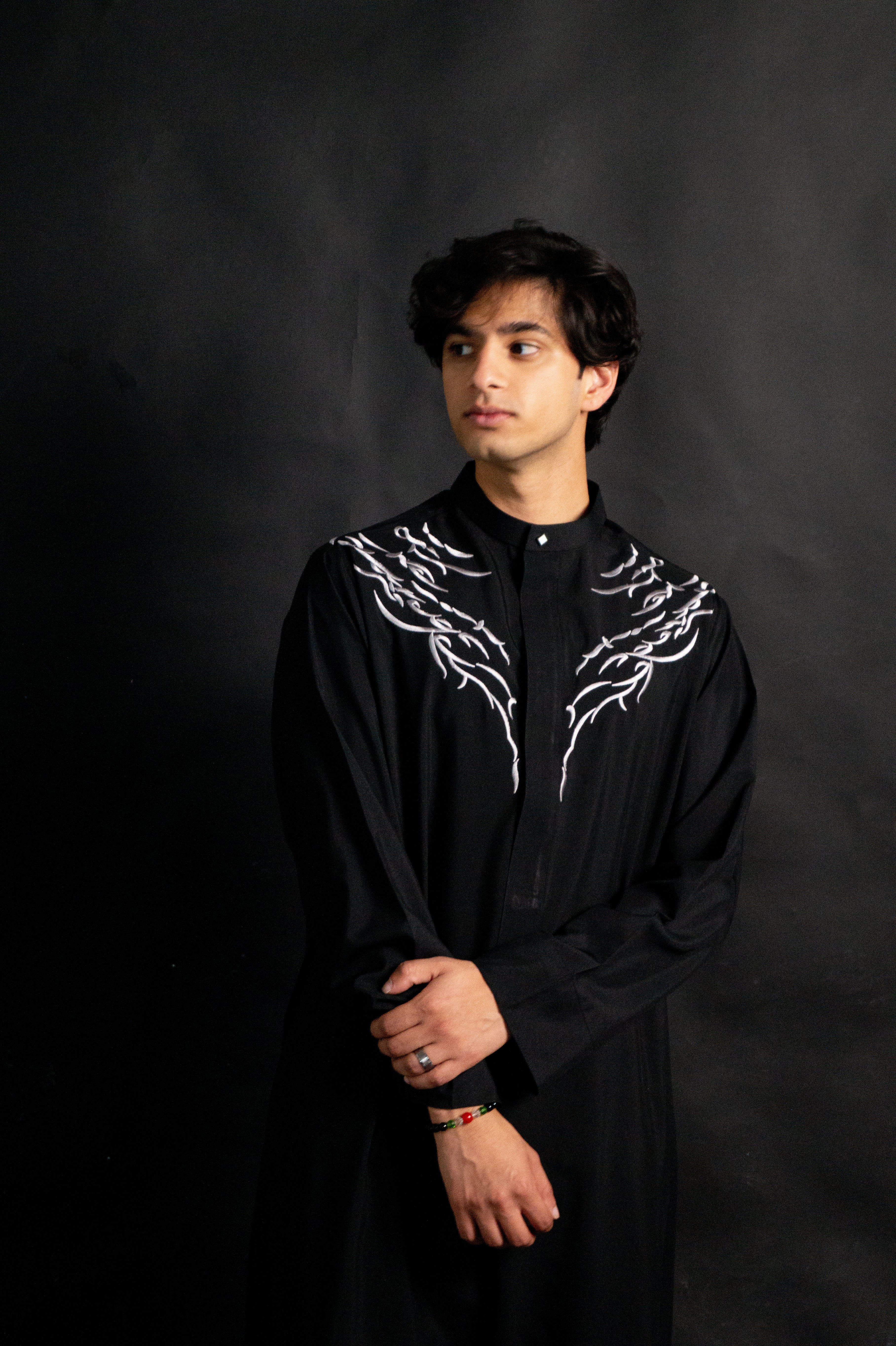 DeNative Calligraphy Thobe - Cyber