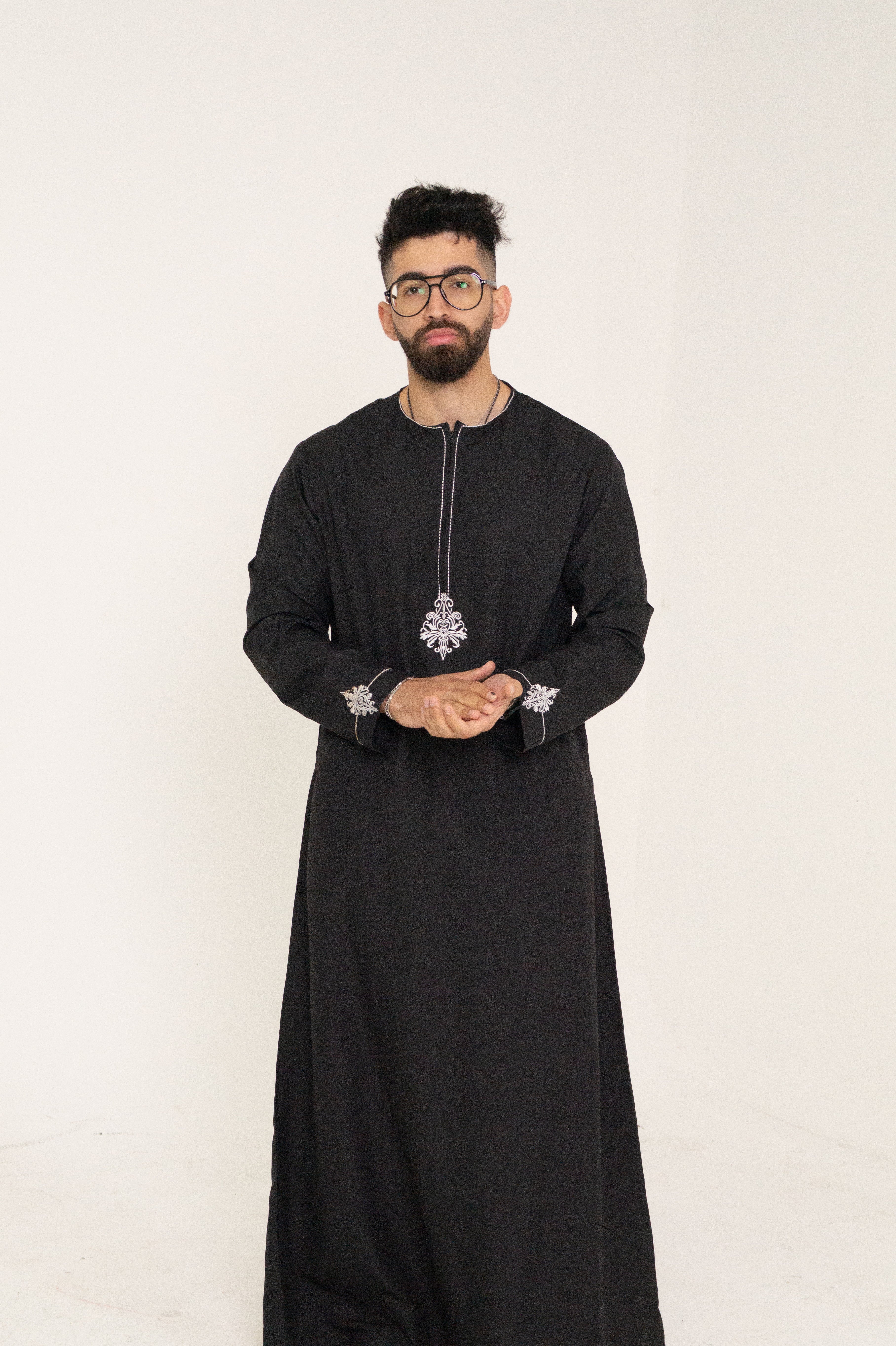 DeNative Calligraphy Thobe - Khayal