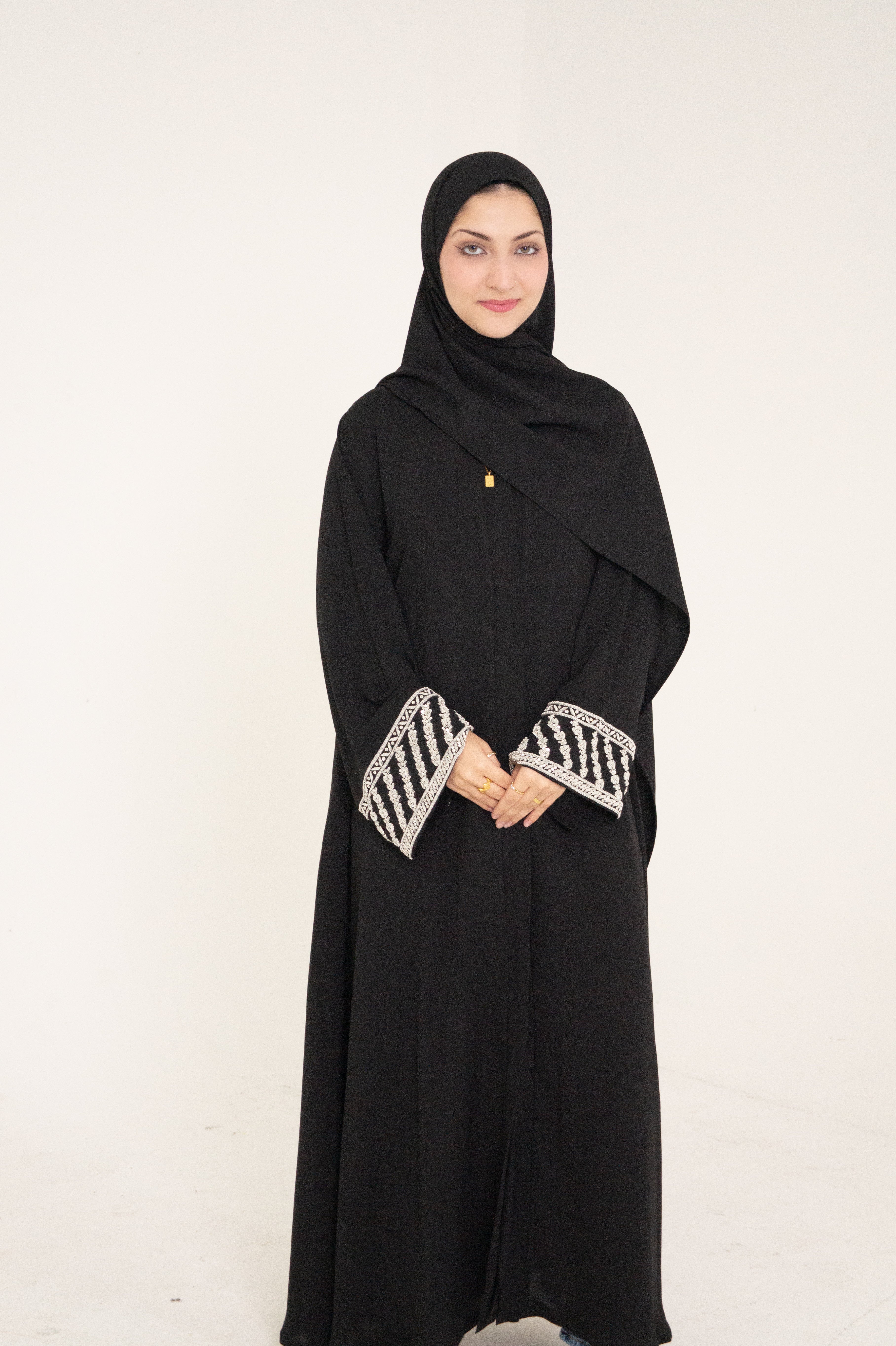 Al - Layl Abaya