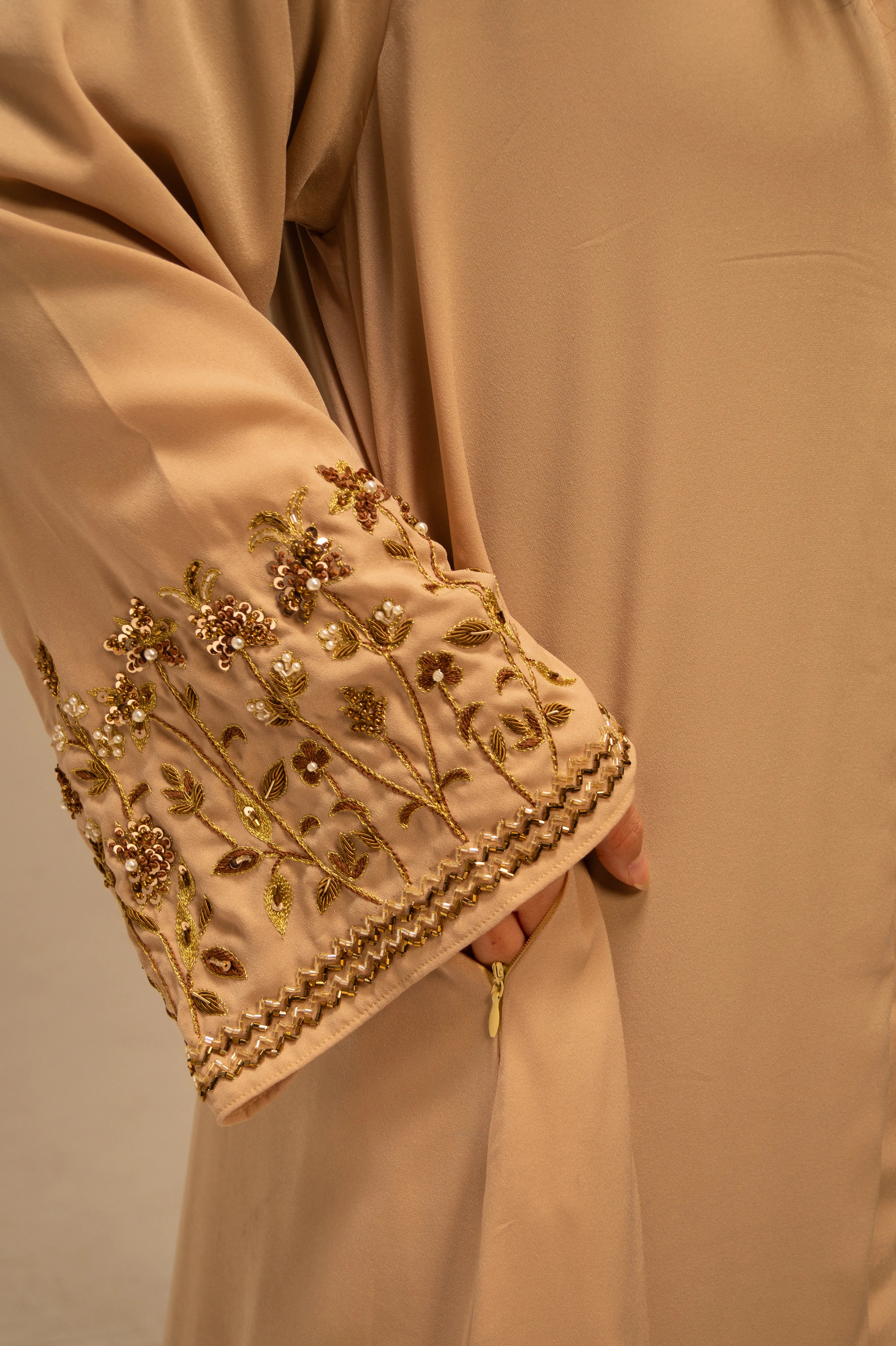 Sahara Petal Abaya