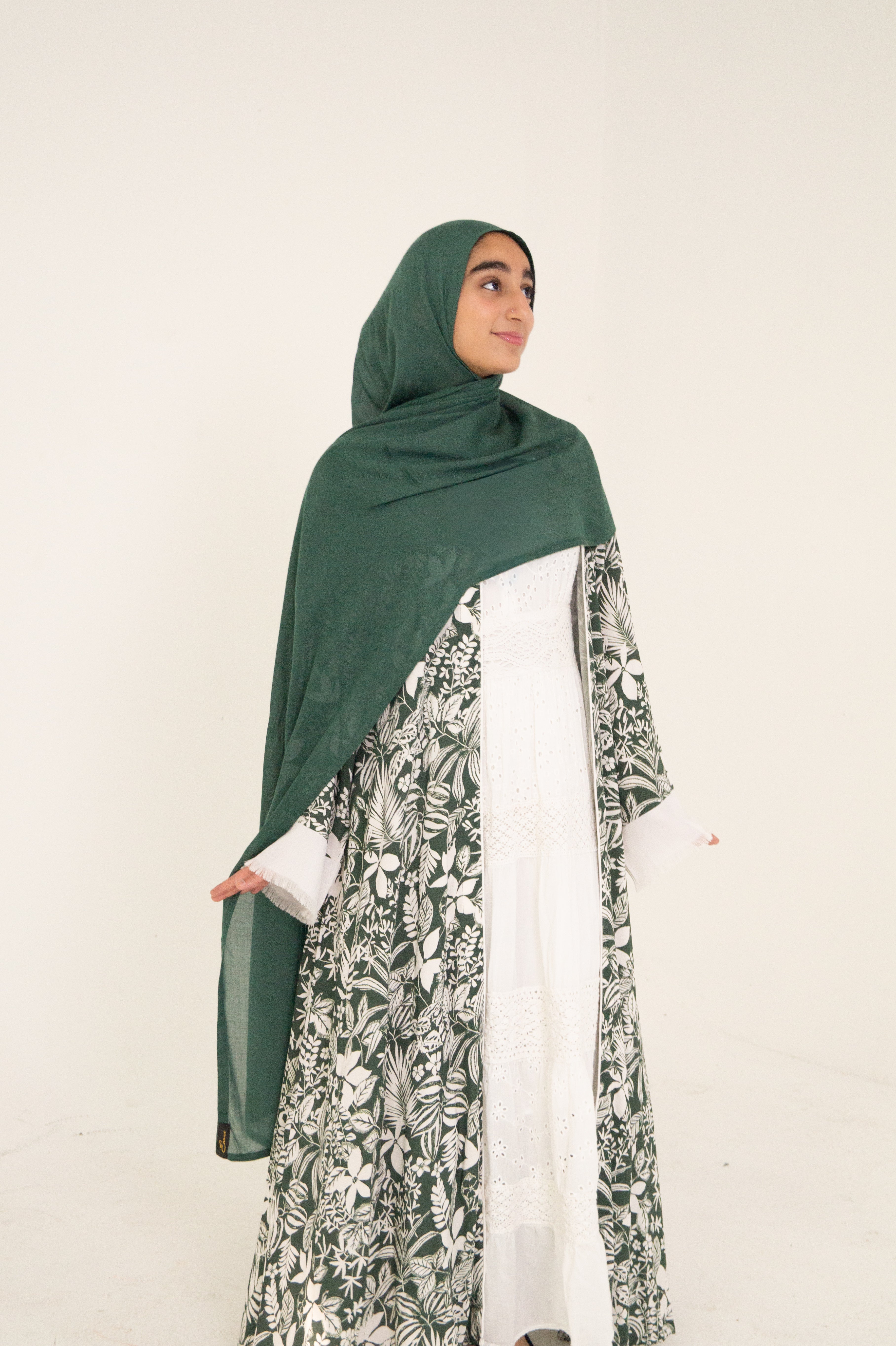 Verdant Cardigan Abaya