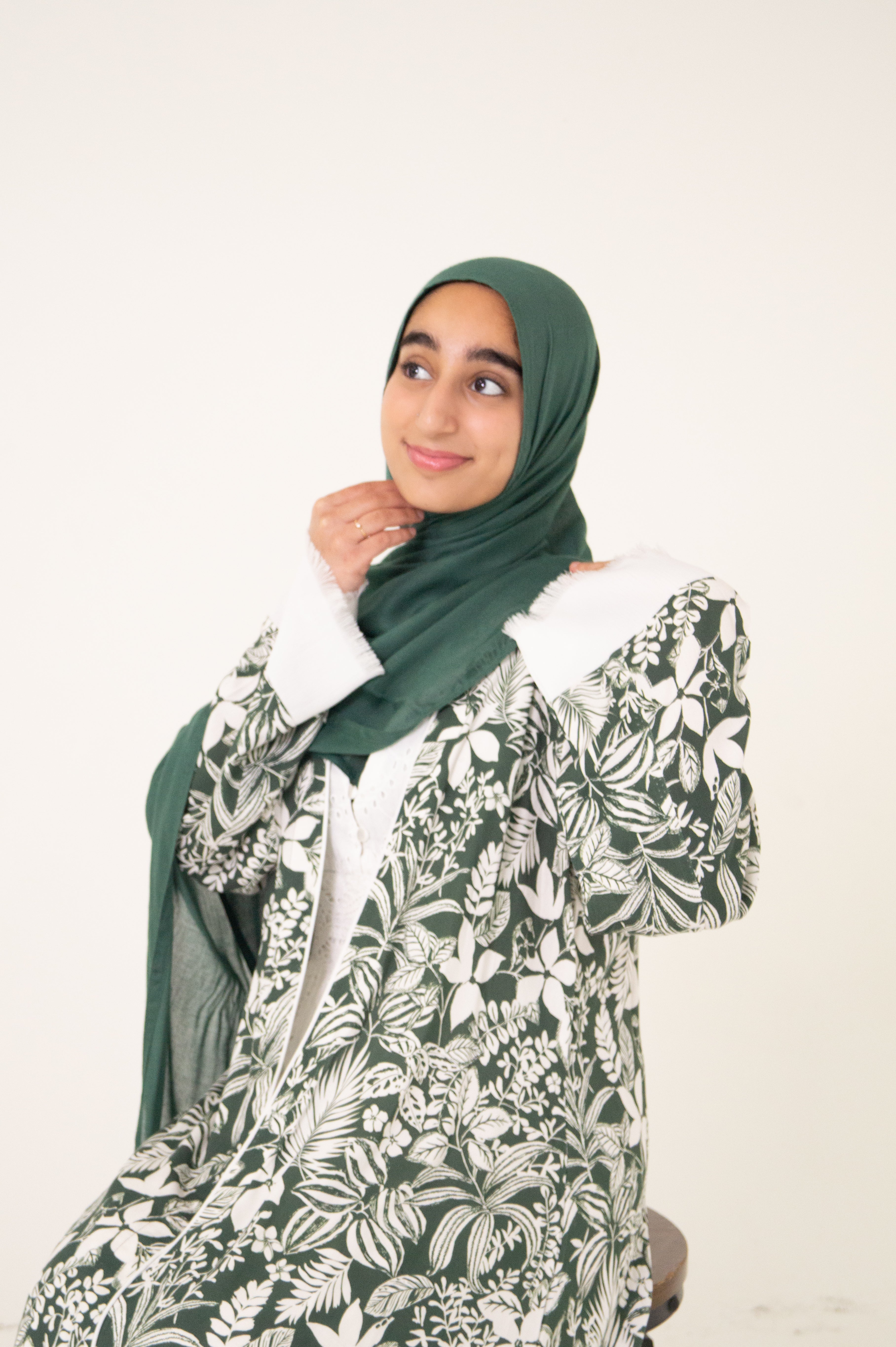 Verdant Cardigan Abaya
