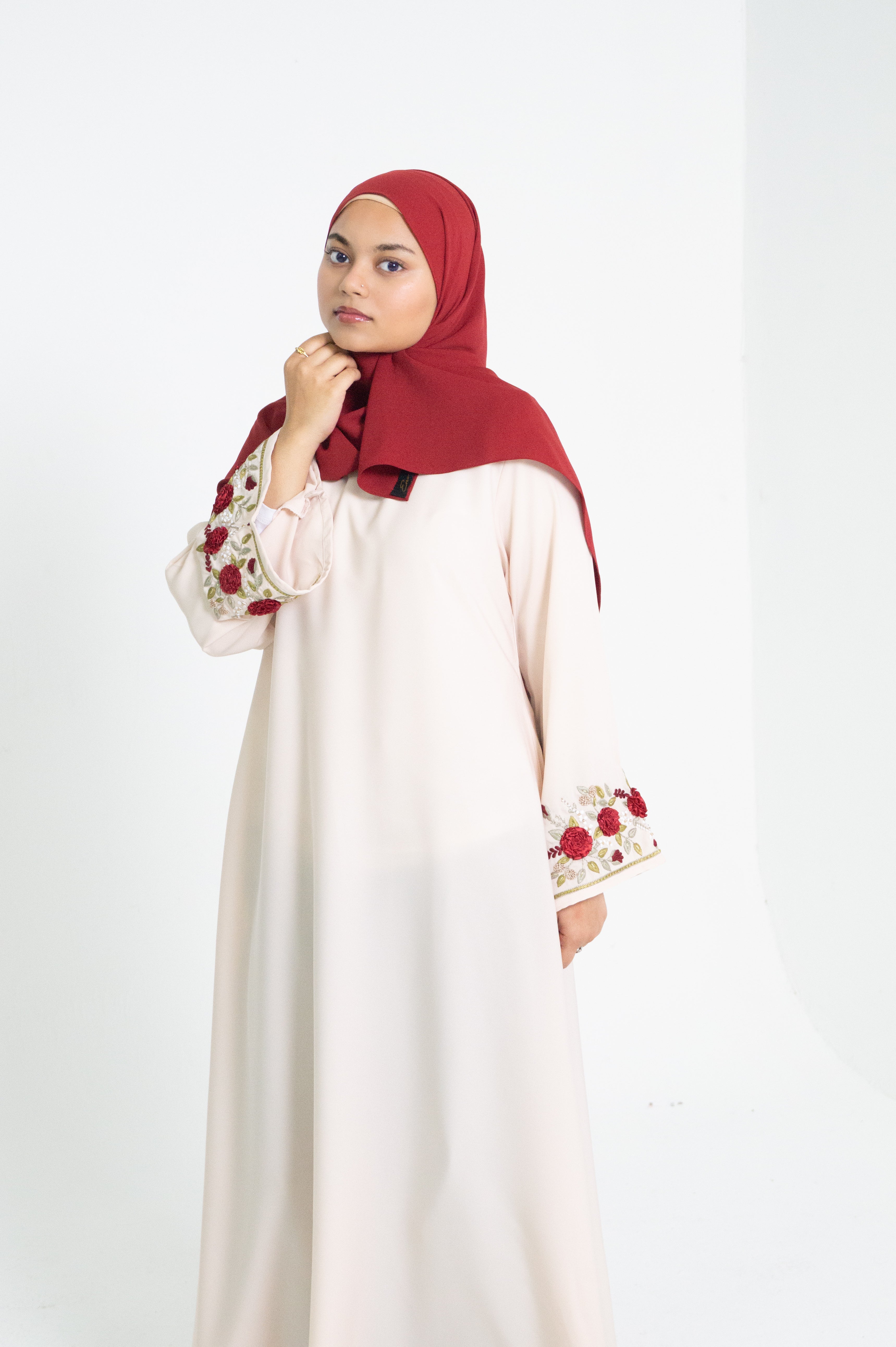 Ivory Rose Abaya