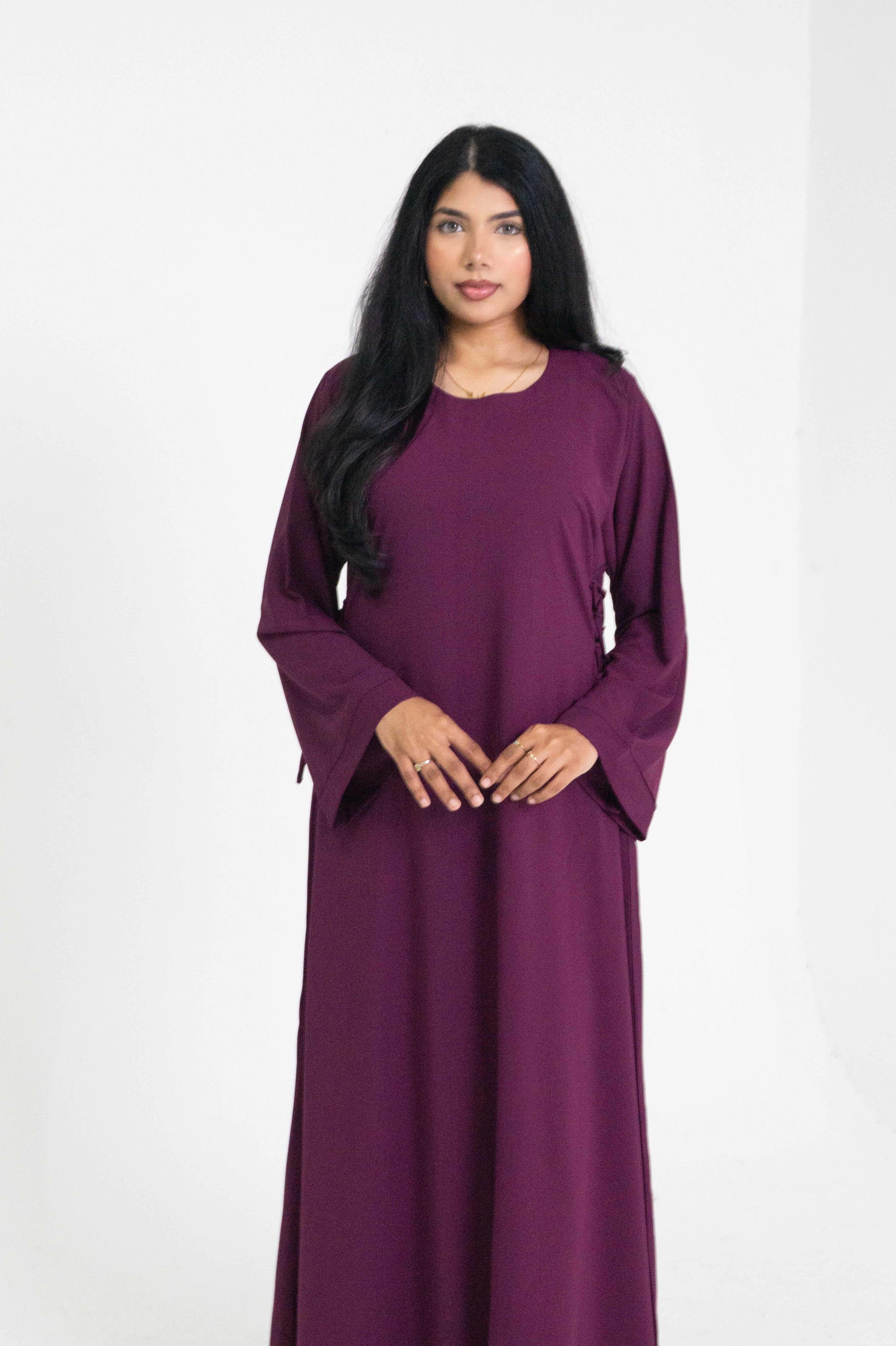 Mulberry Lace Abaya