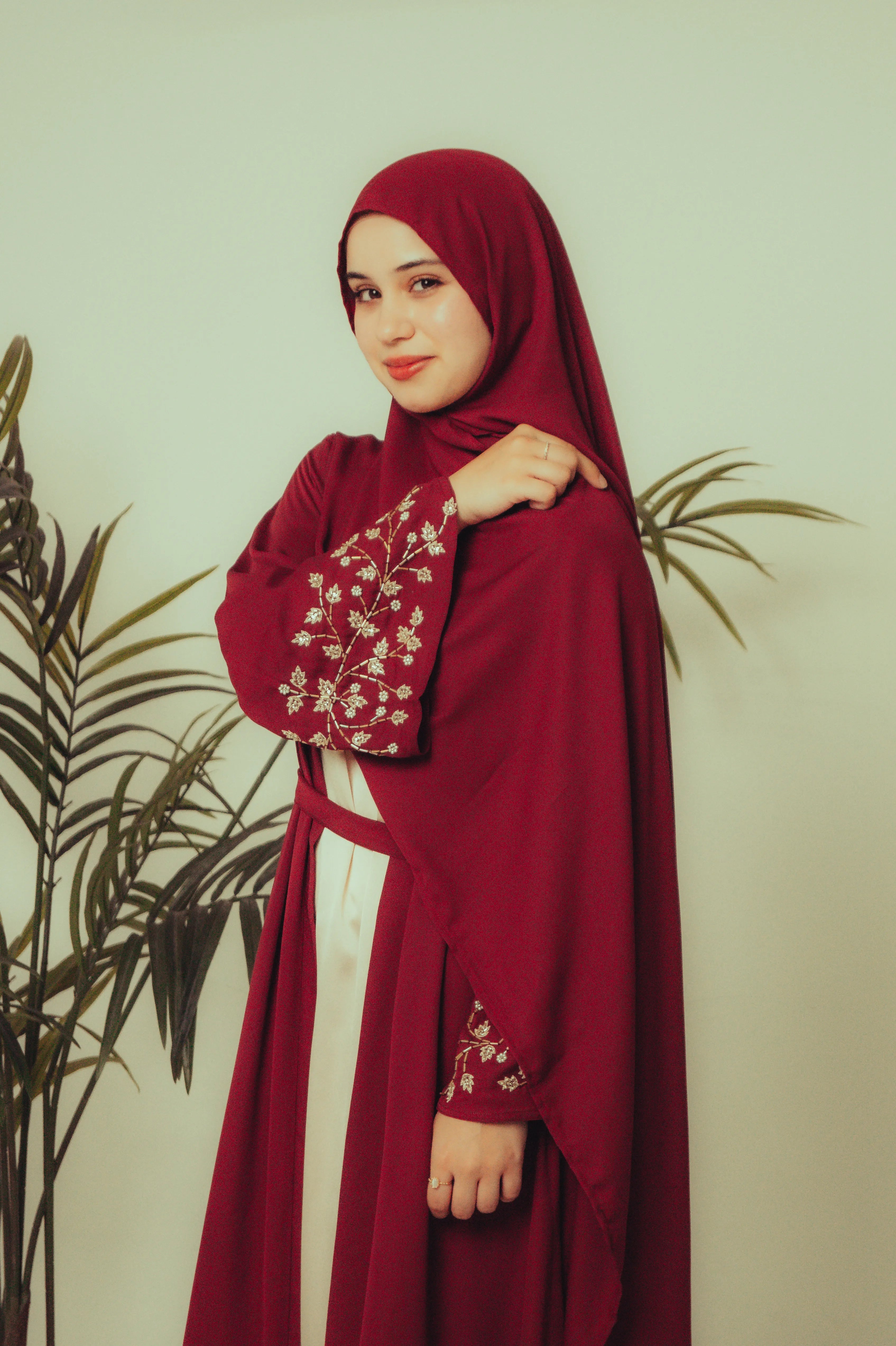Crimson- Leaf Abaya