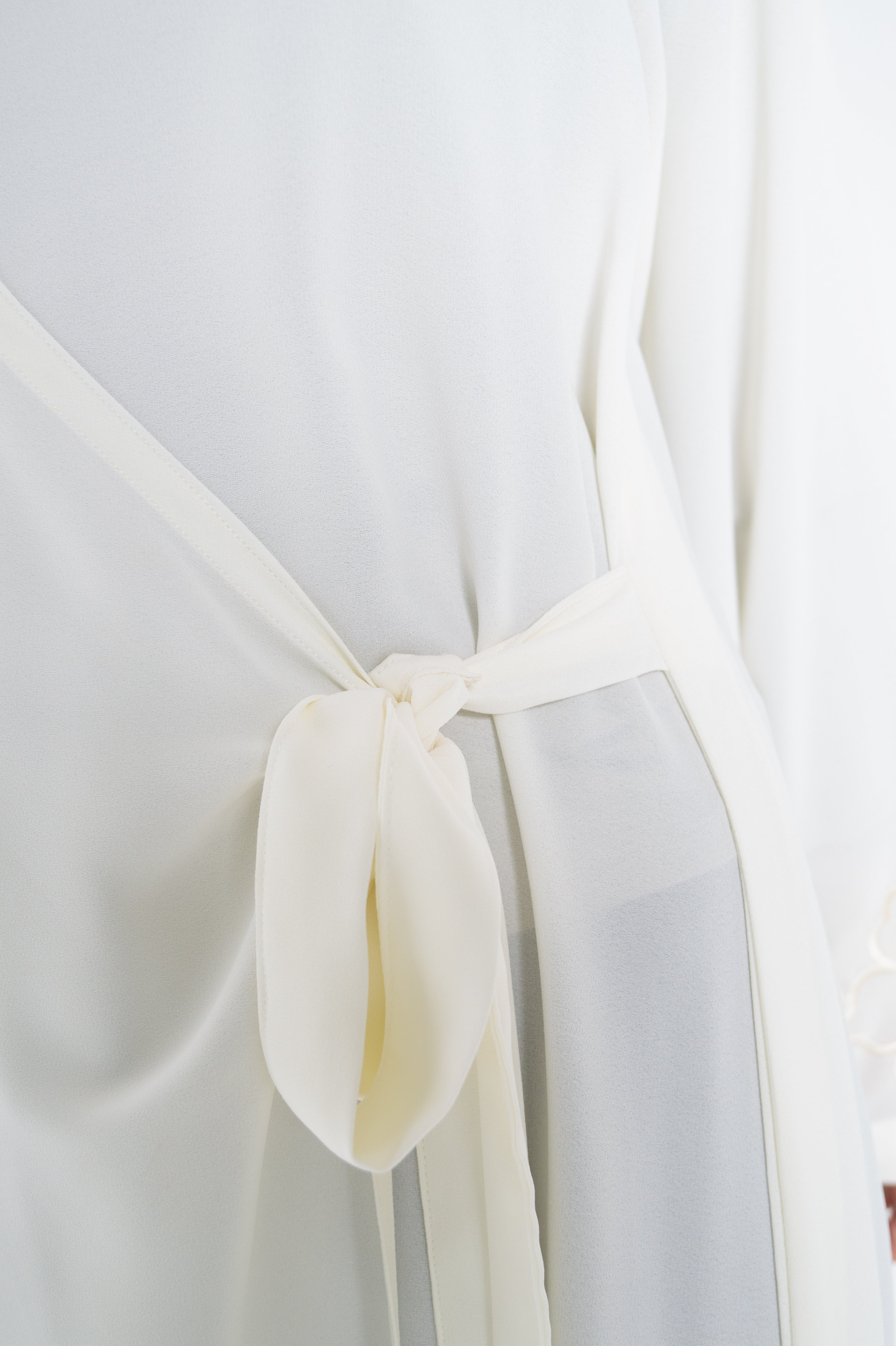 Ivory Bloom Abaya