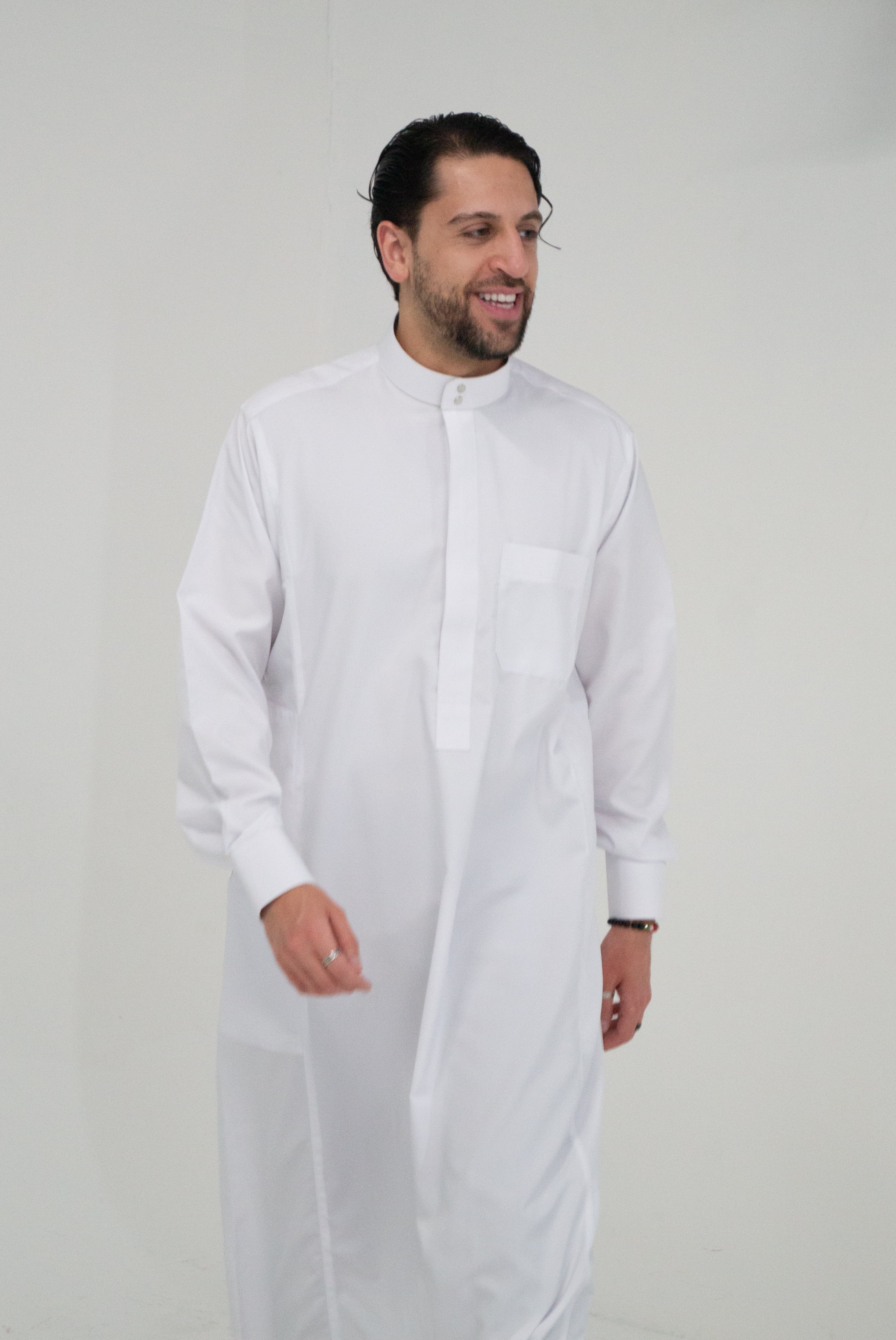 DeNative Thobe - White
