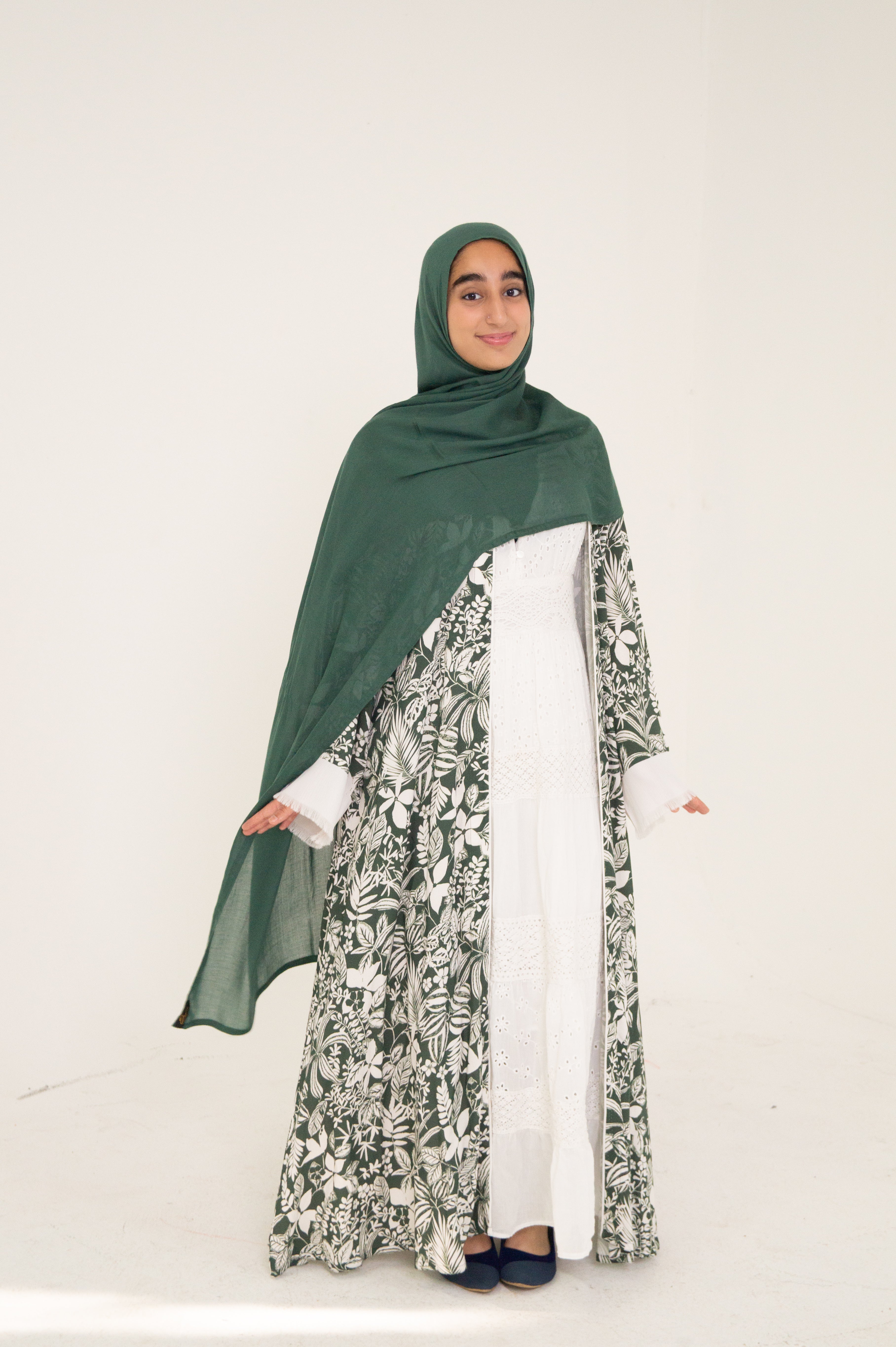 Verdant Cardigan Abaya