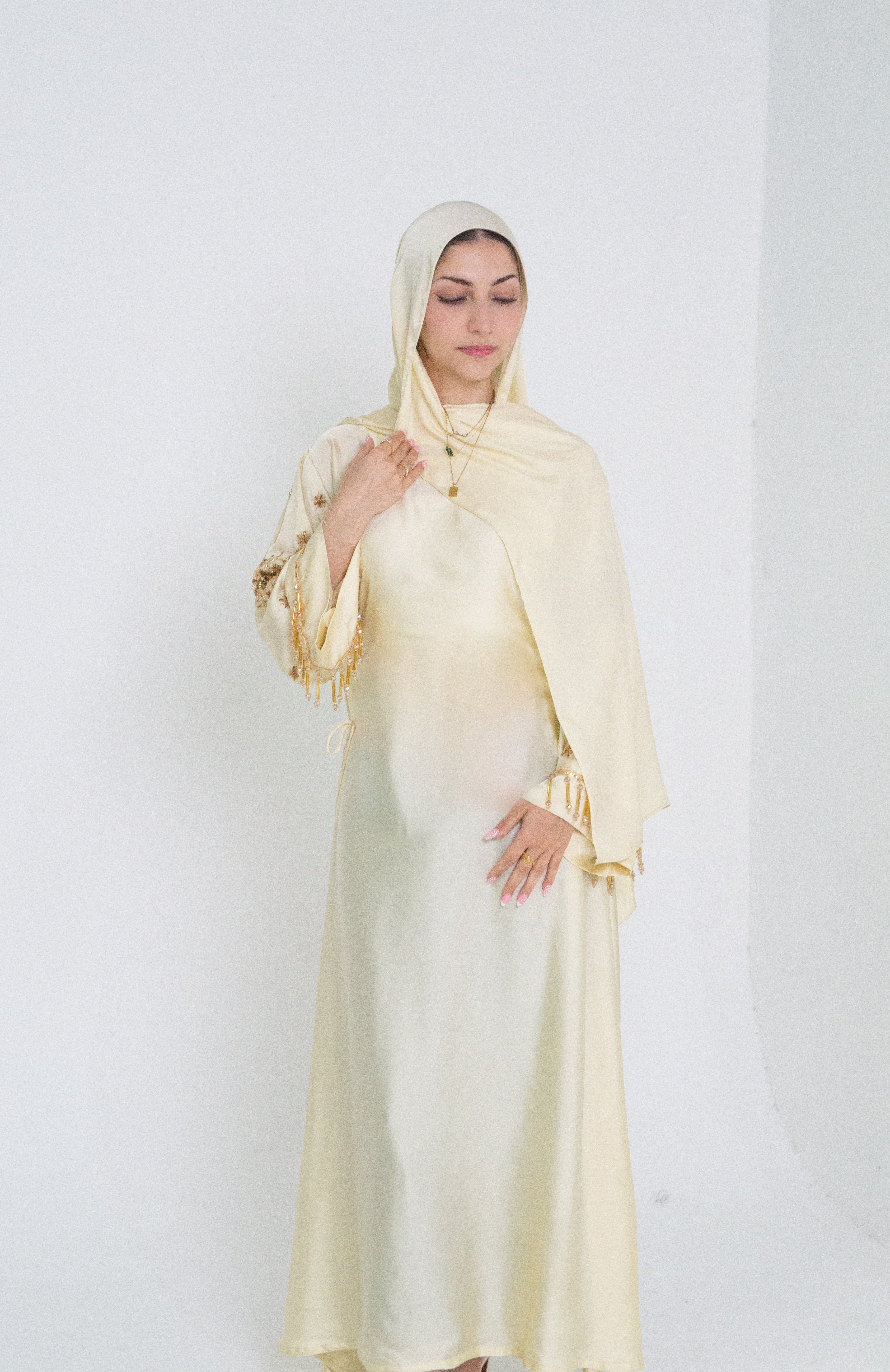 Noor-e-Sahar Abaya